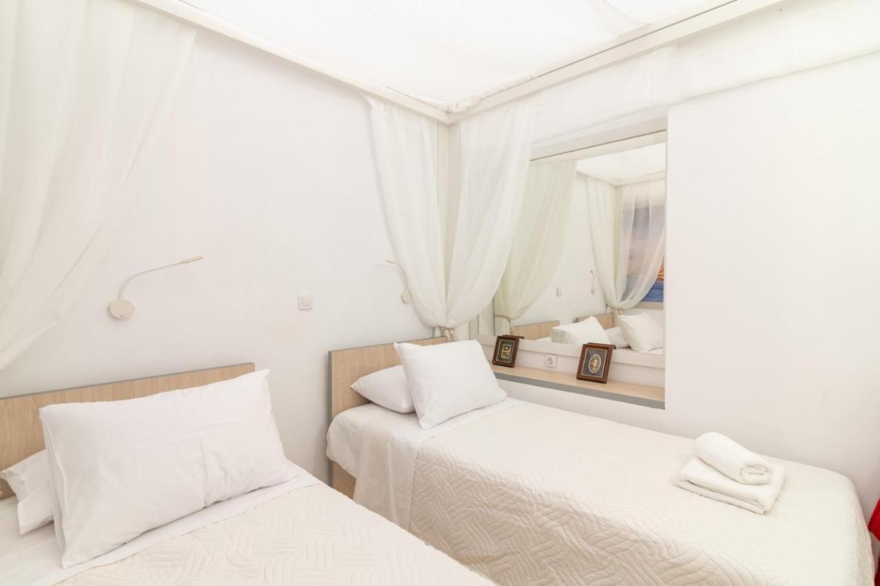 Ibiscus And Lily Apartment Rhodes City